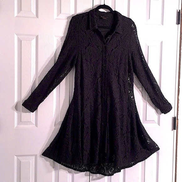 Black lace button front dress. Size 12. New condition (never worn). - Picture 1 of 6